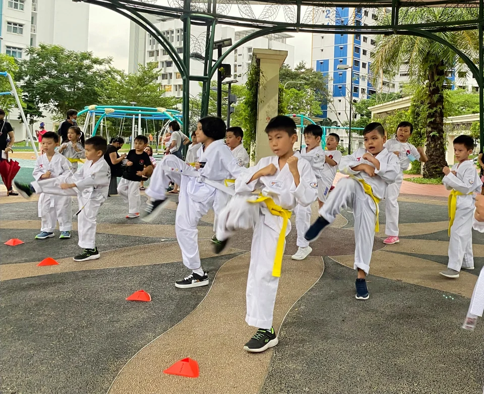Momentum Taekwondo Singapore kicks practice session